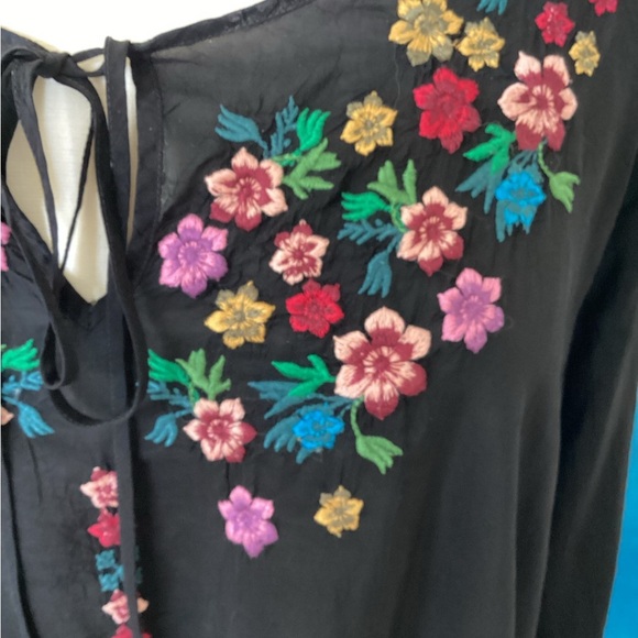 Johnny Was Semi-sheer Embroidered Tunic - Picture 2 of 8